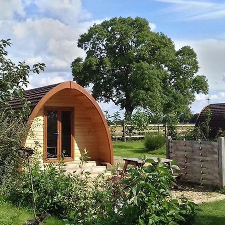 Hotel Campion Glamping Pod Cheltenham Zewnętrze zdjęcie